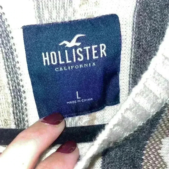 Hollister textured knit‎ vertical striped grandpa sweater size large - Picture 3 of 3